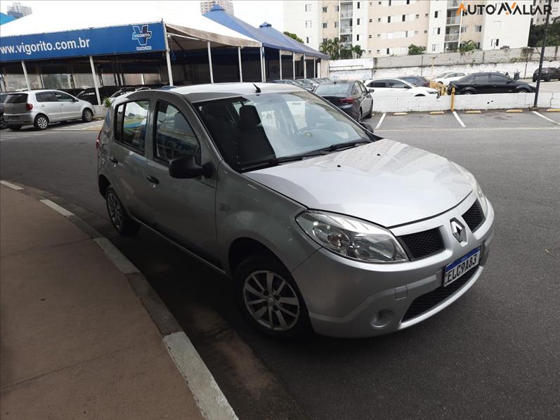  SANDERO 