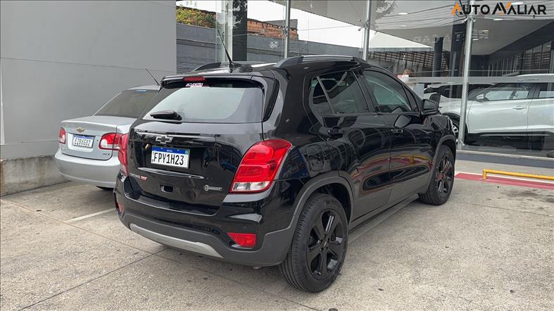  TRACKER 