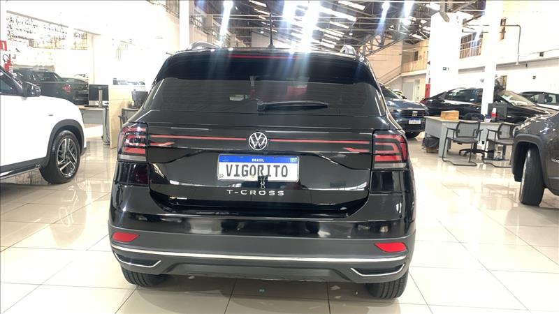  T-CROSS 