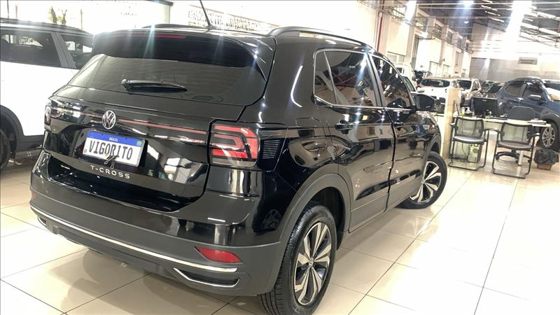 T-CROSS 