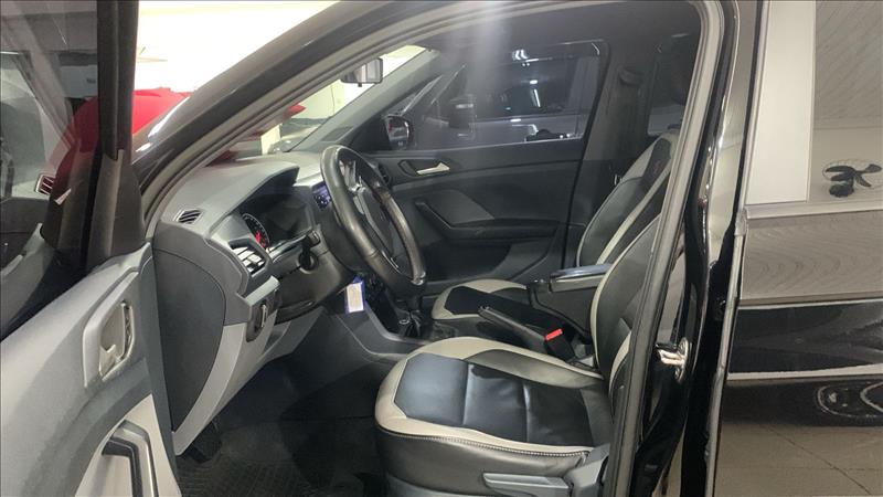  T-CROSS 
