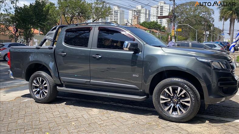  S10 