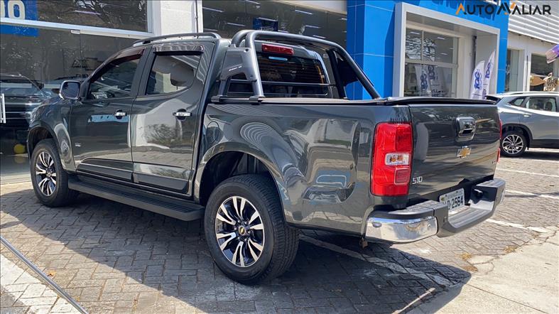  S10 