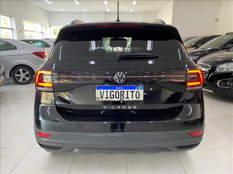  T-CROSS 