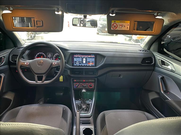  T-CROSS 