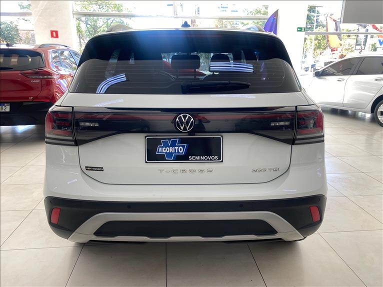  T-CROSS 
