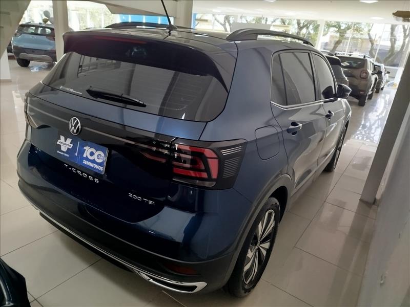  T-CROSS 