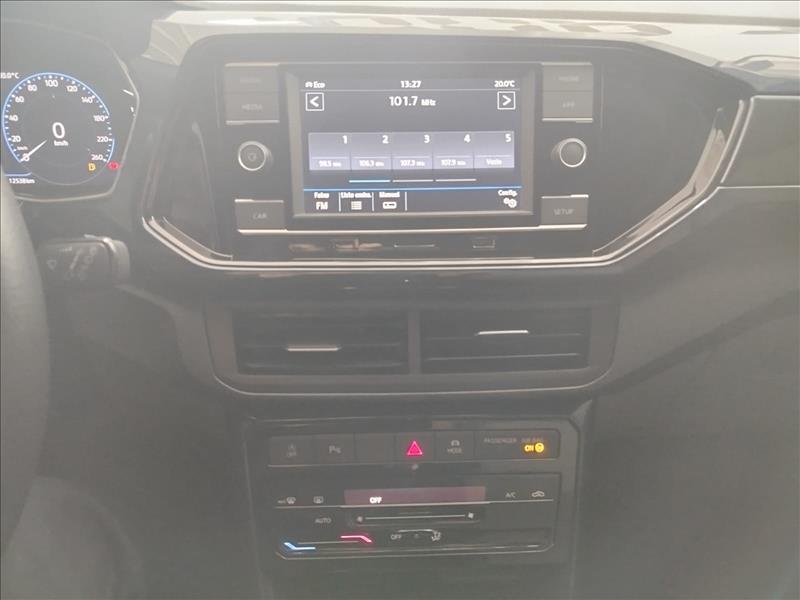  T-CROSS 