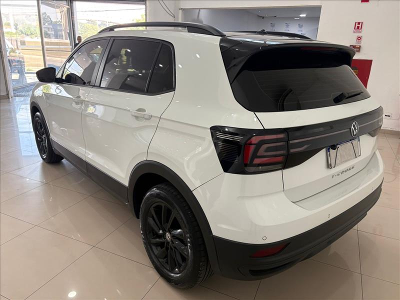  T-CROSS 