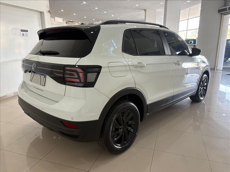  T-CROSS 