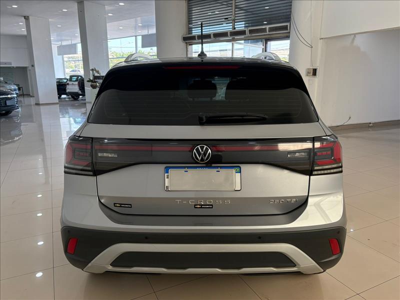  T-CROSS 