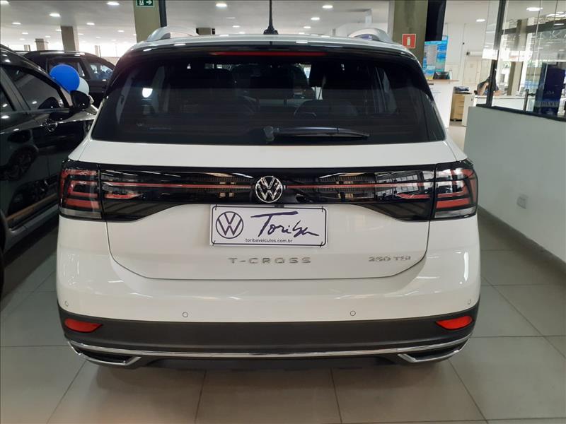  T-CROSS 