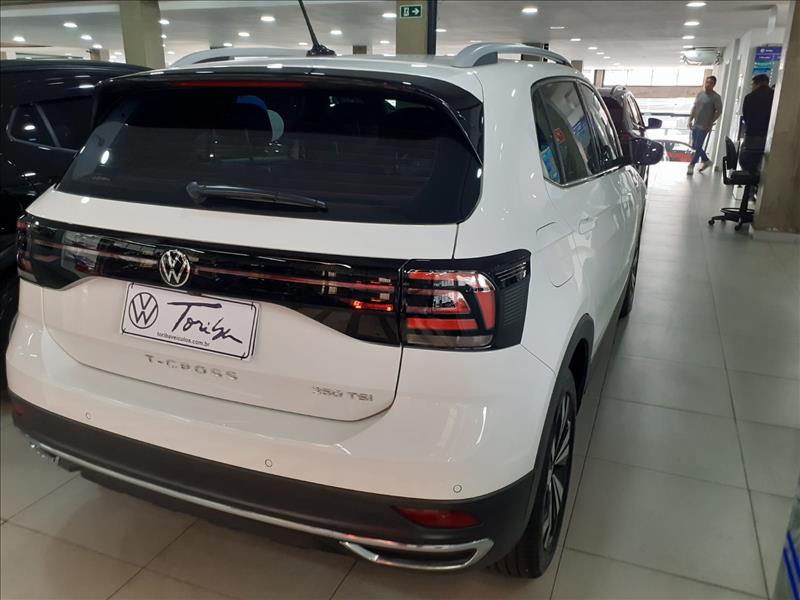  T-CROSS 