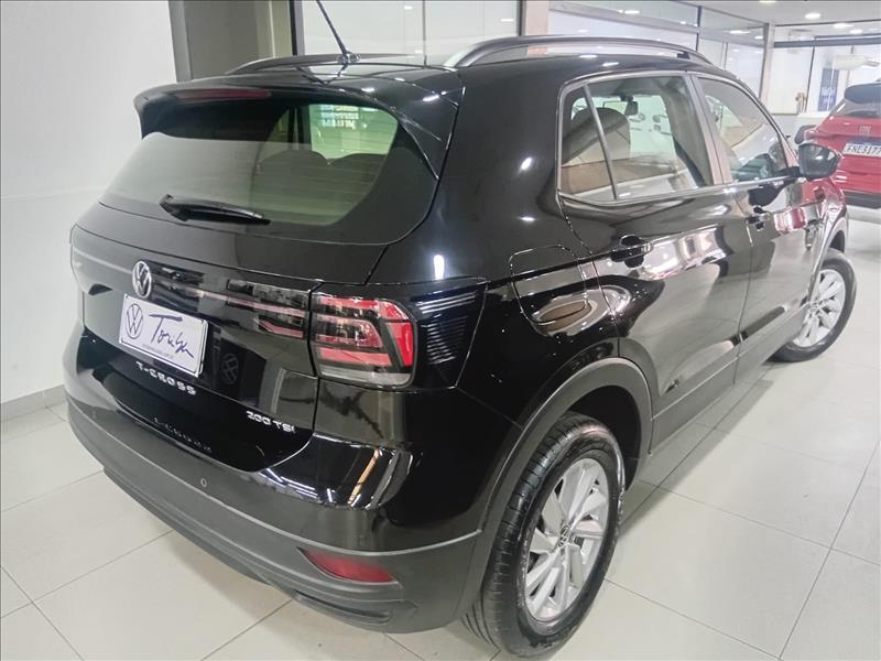  T-CROSS 