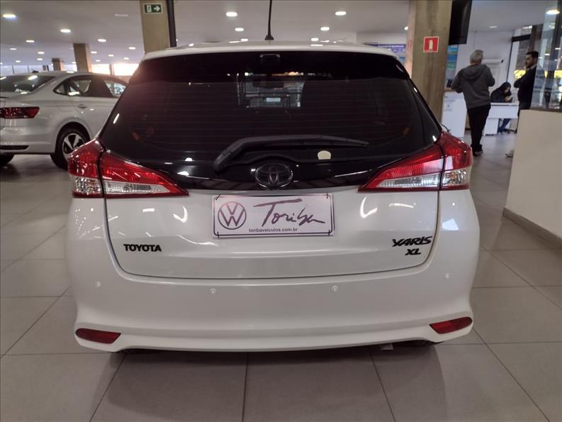  YARIS 