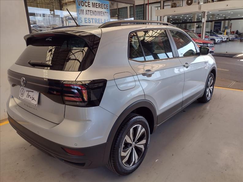  T-CROSS 