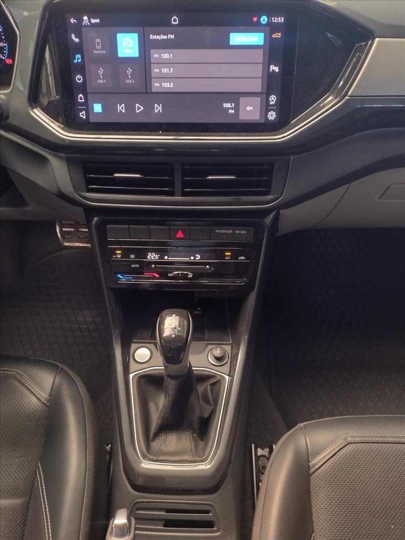  T-CROSS 