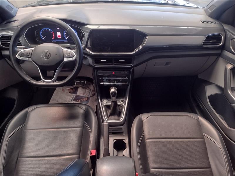  T-CROSS 