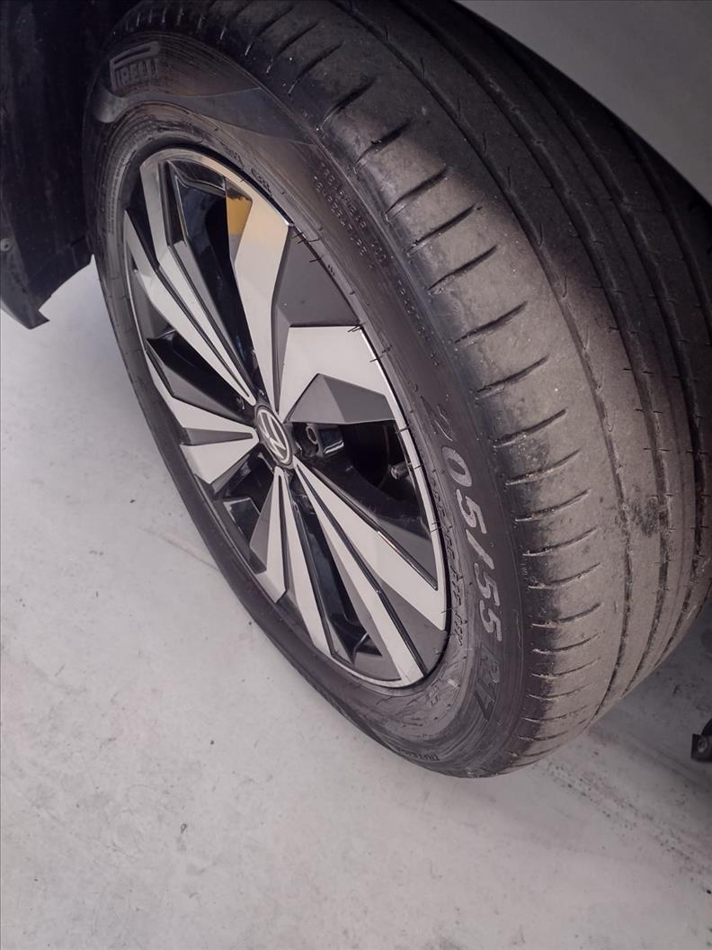  T-CROSS 