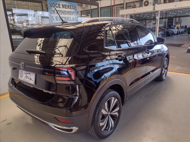  T-CROSS 