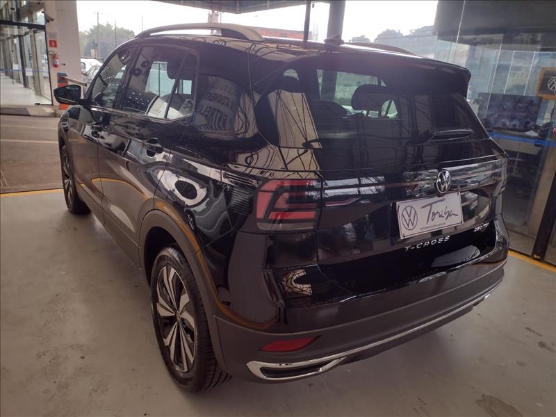  T-CROSS 