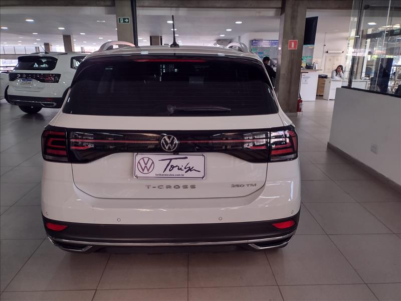  T-CROSS 