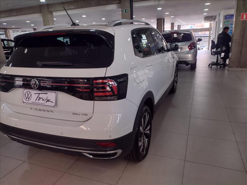  T-CROSS 
