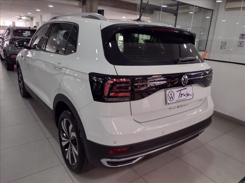  T-CROSS 