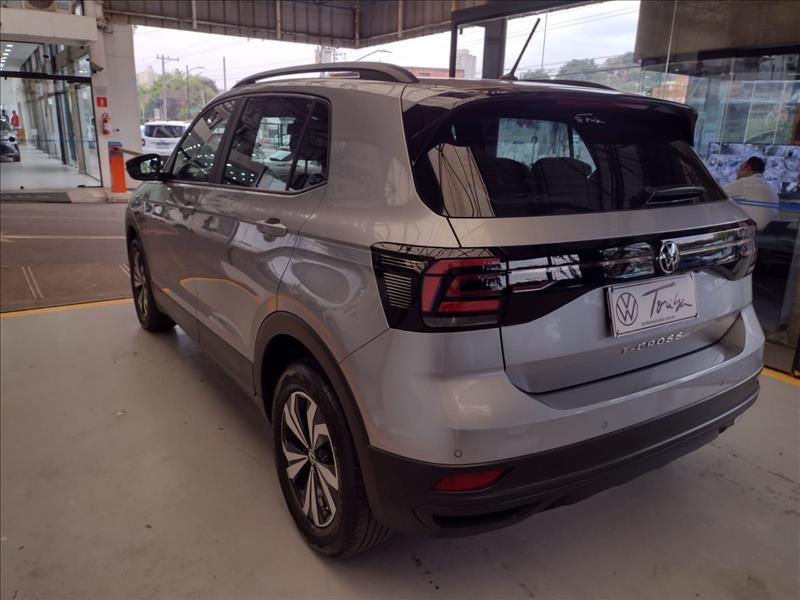  T-CROSS 