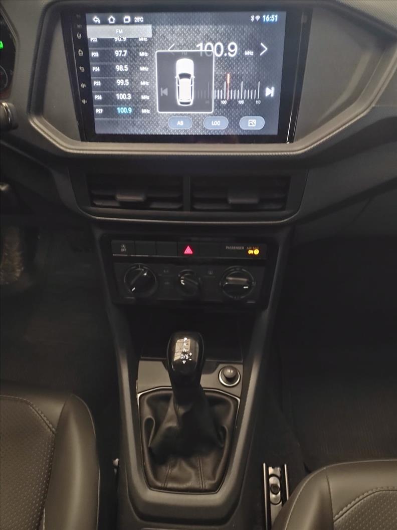  T-CROSS 
