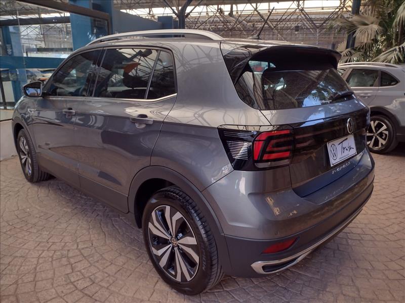  T-CROSS 