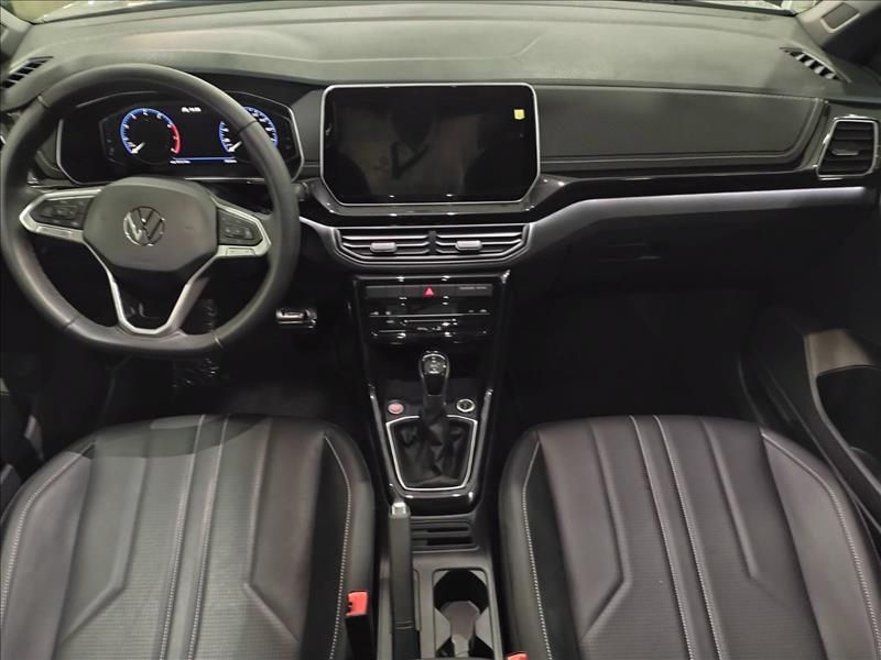  T-CROSS 