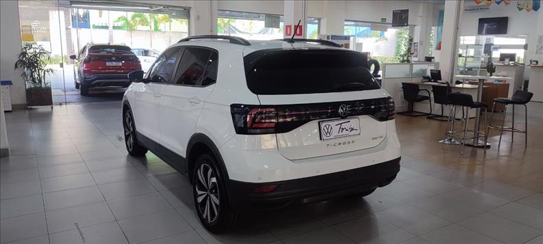  T-CROSS 