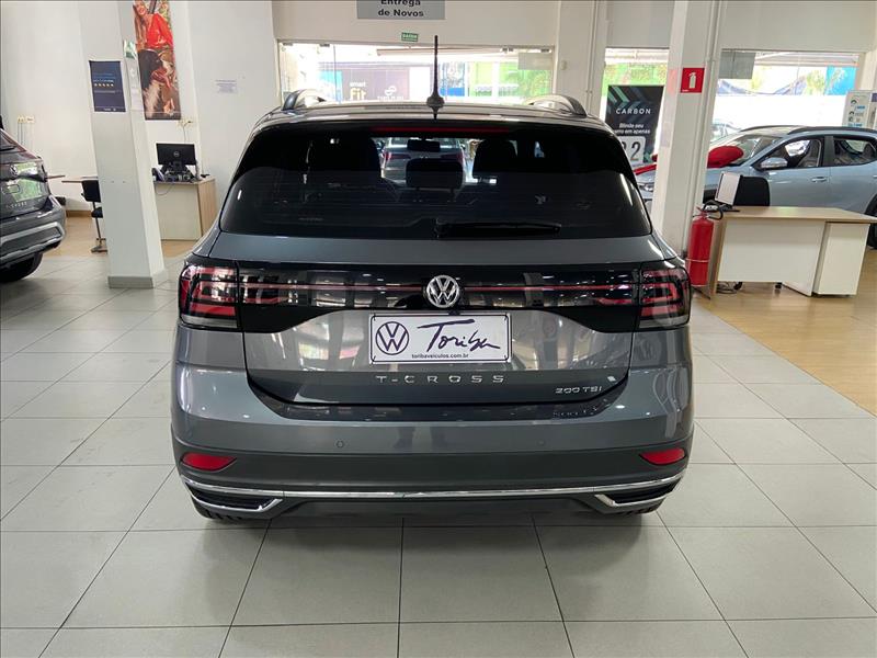  T-CROSS 