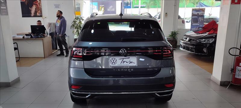  T-CROSS 