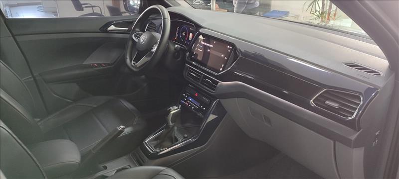  T-CROSS 