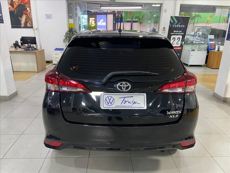  YARIS 