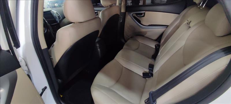  ELANTRA 