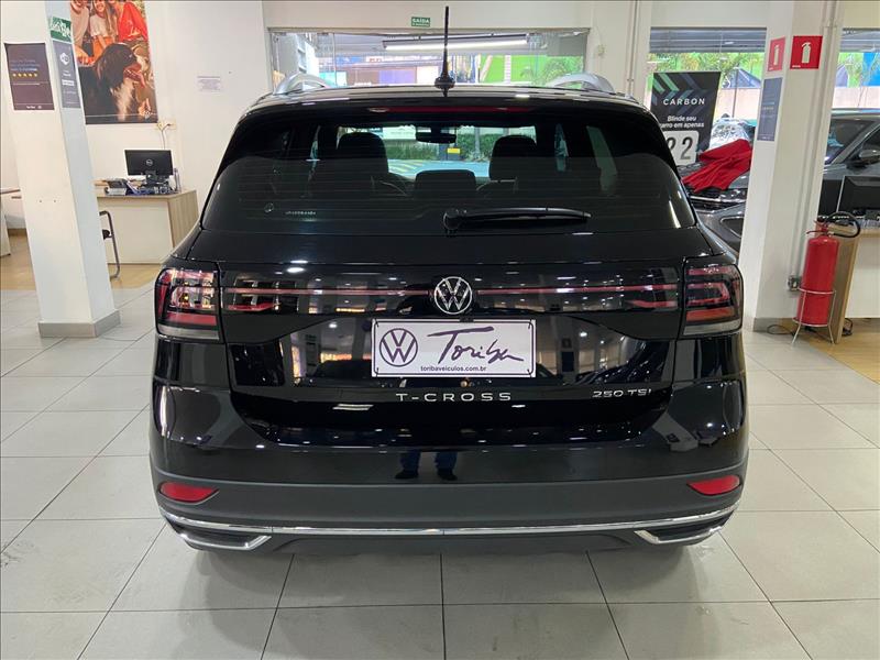  T-CROSS 