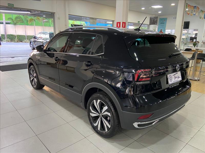  T-CROSS 