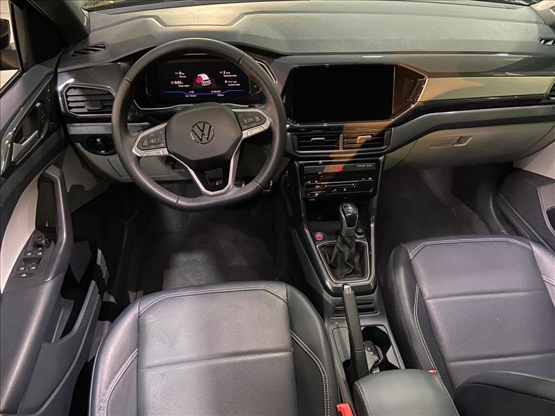  T-CROSS 
