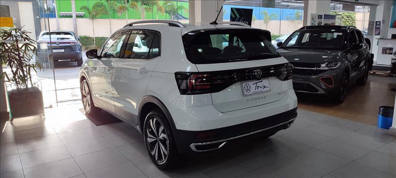  T-CROSS 
