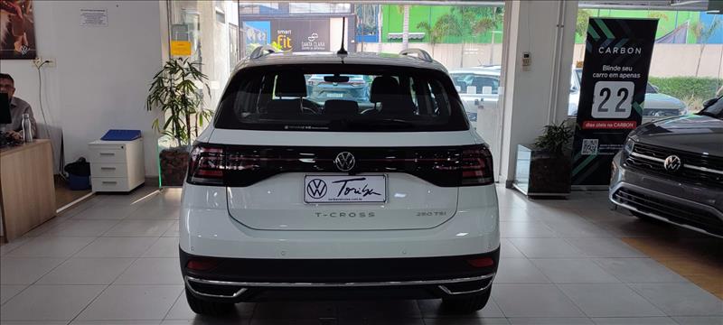  T-CROSS 