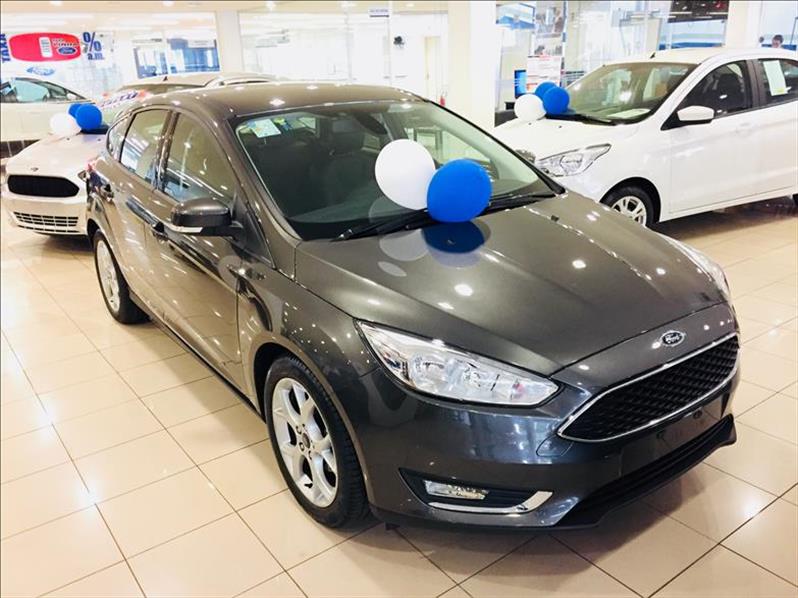 FORD FOCUS 1.6 SE Plus 16V