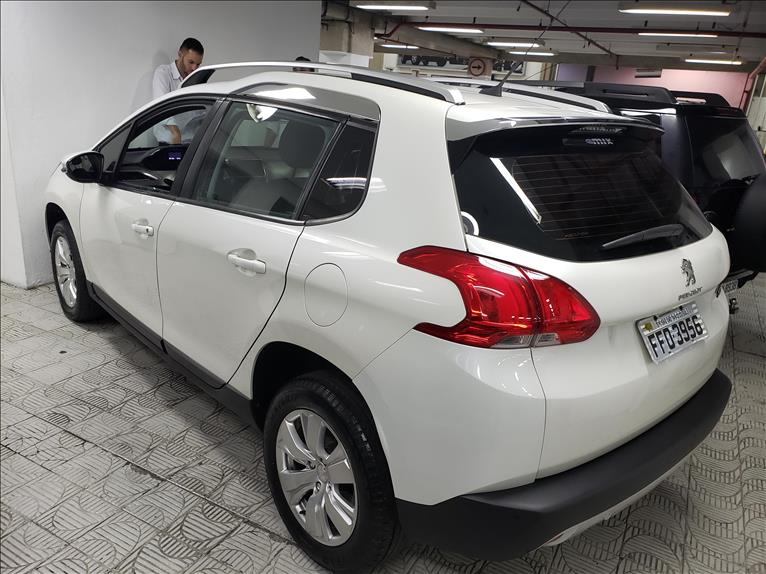Peugeot 2008 1.6 16V Allure