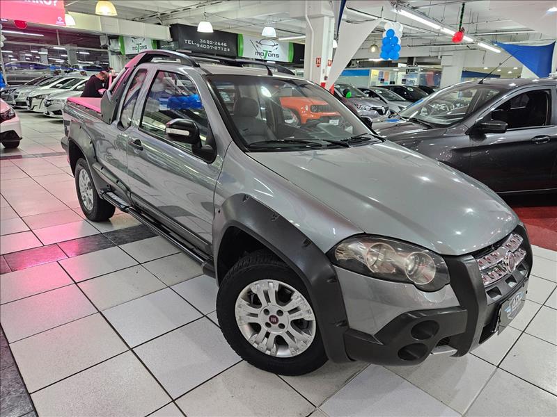 foto do veículo Fiat Strada   1.8 MPI Adventure Locker CE 16V