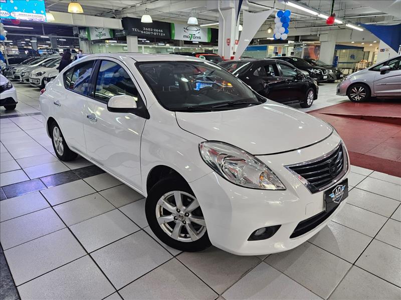 foto do veículo Nissan Versa   1.6 SL 16V